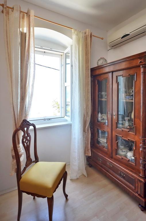 Apartment Pere S Mora Mimice Zimmer foto