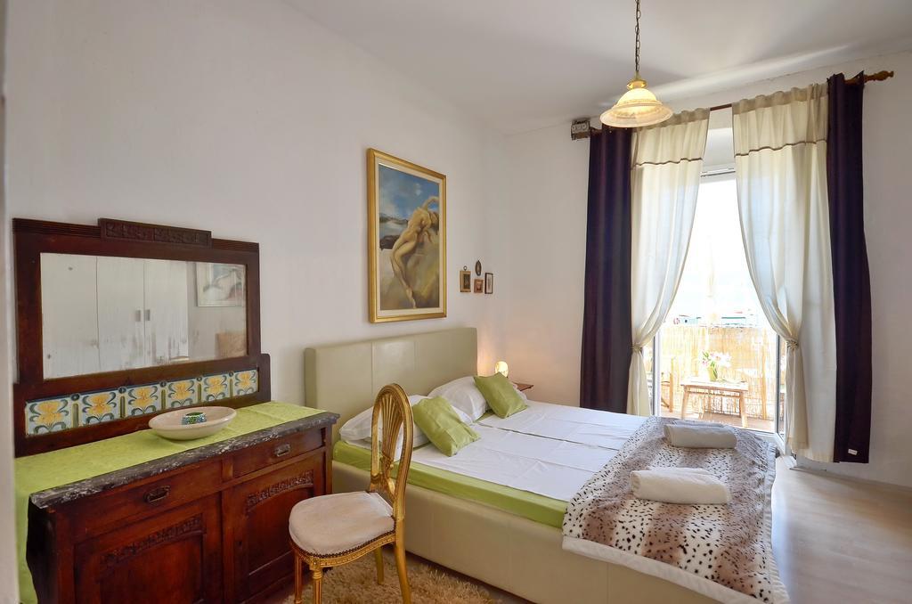 Apartment Pere S Mora Mimice Zimmer foto